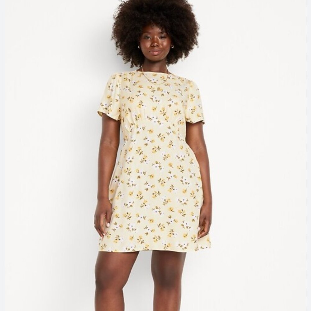 Old Navy Floral Printed Crepe Mini Dress